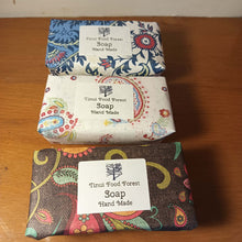 Load image into Gallery viewer, Simply Soap- 3 bar gift pack

